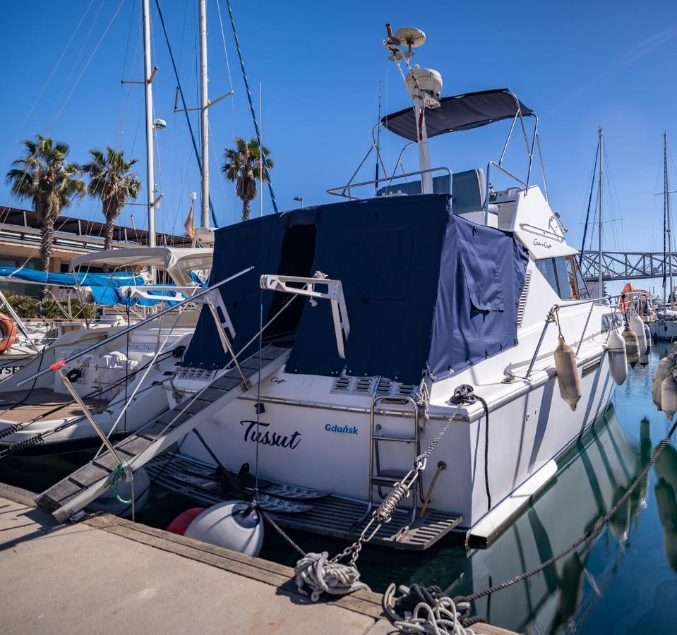 Hotel Spacious And Charming Boat In Port Forum Sant Adria de Besos Exterior foto